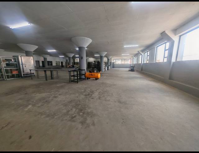 2,289M² WAREHOUSE FOR SALE IN OPHIRTON